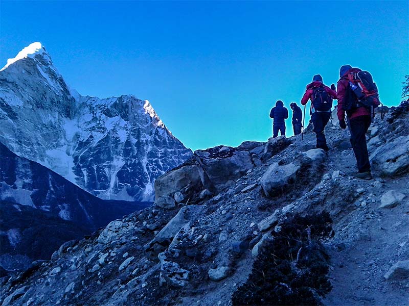 everest-panorama-himalaya-3sisters-10daytrekking-group-nepal.jpg