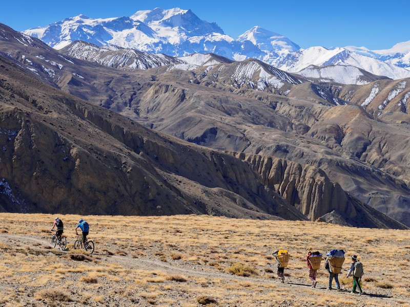 upper-mustang-3sisters-12to15day-trekking-group-nepal.jpg